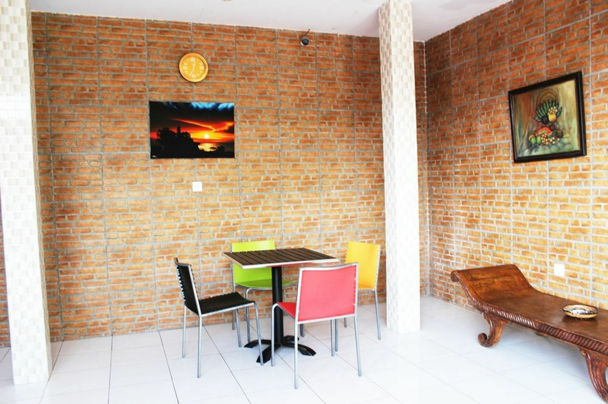 Kuta Beach Hostel מראה חיצוני תמונה