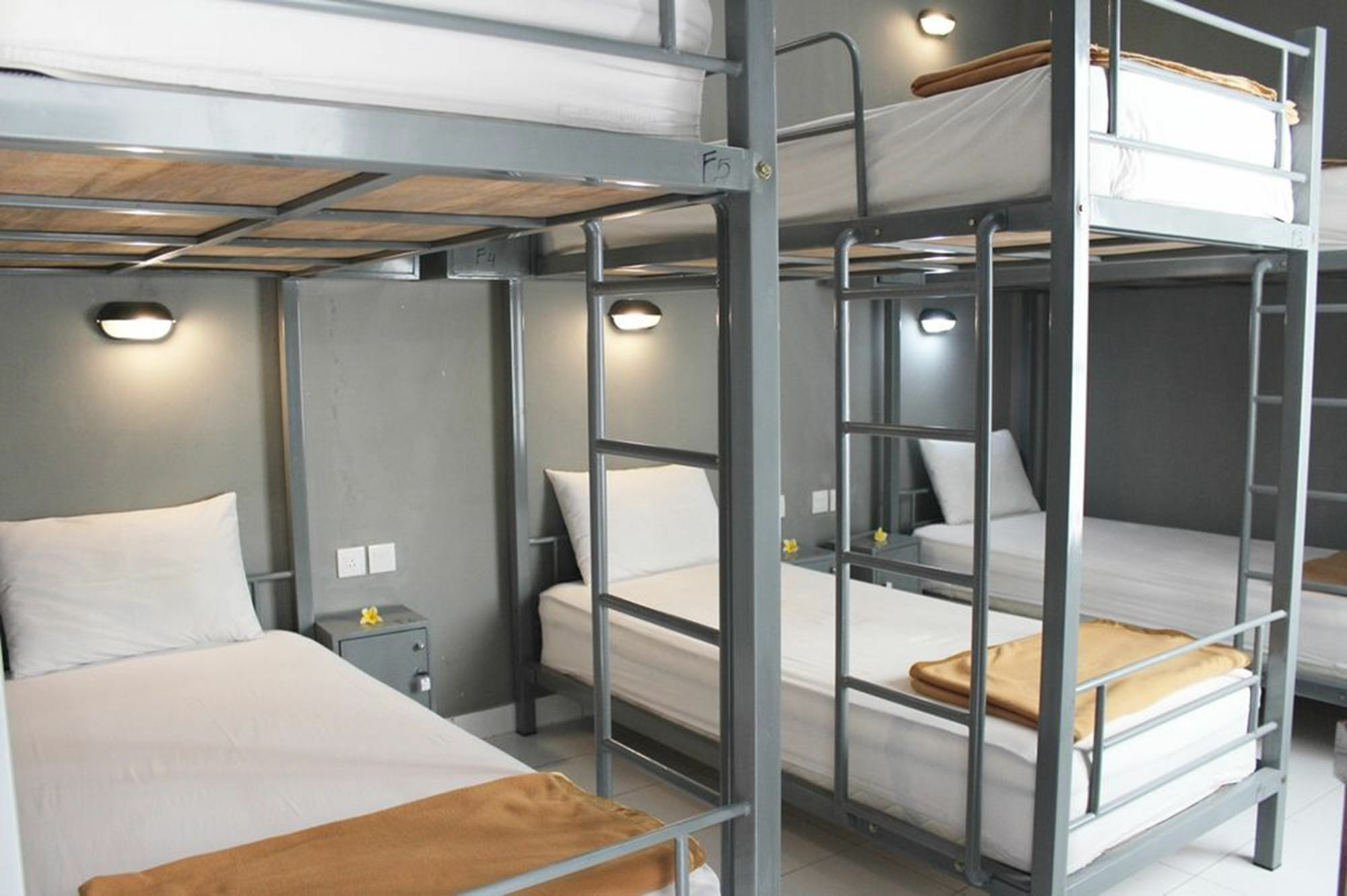 Kuta Beach Hostel מראה חיצוני תמונה